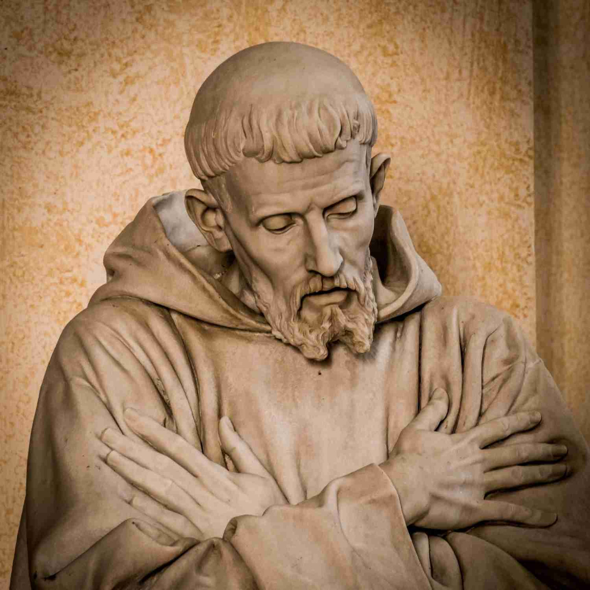 Saint François d'Assise statue